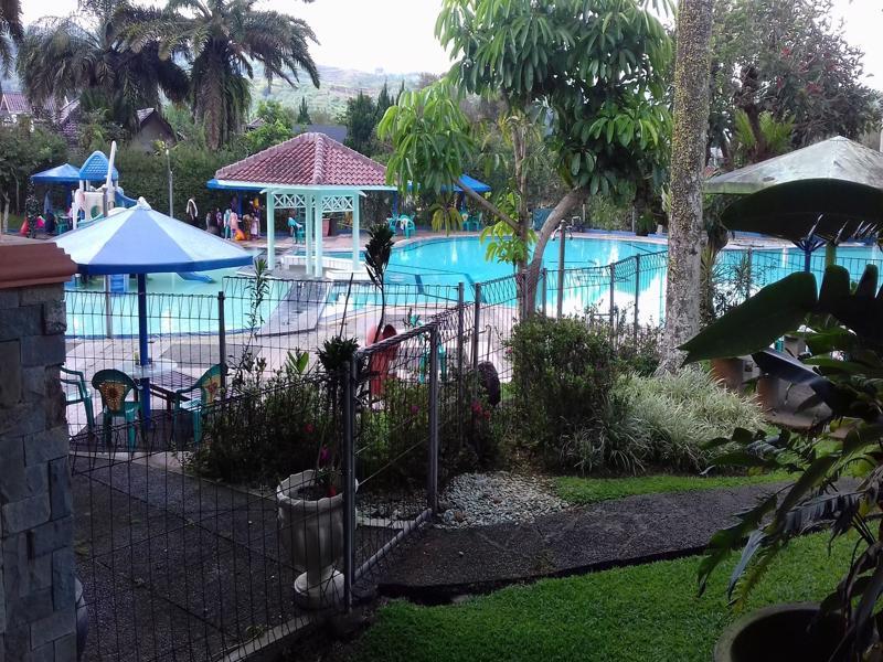 Villa Bukit Danau Lot 12 ชิปานาส ภายนอก รูปภาพ